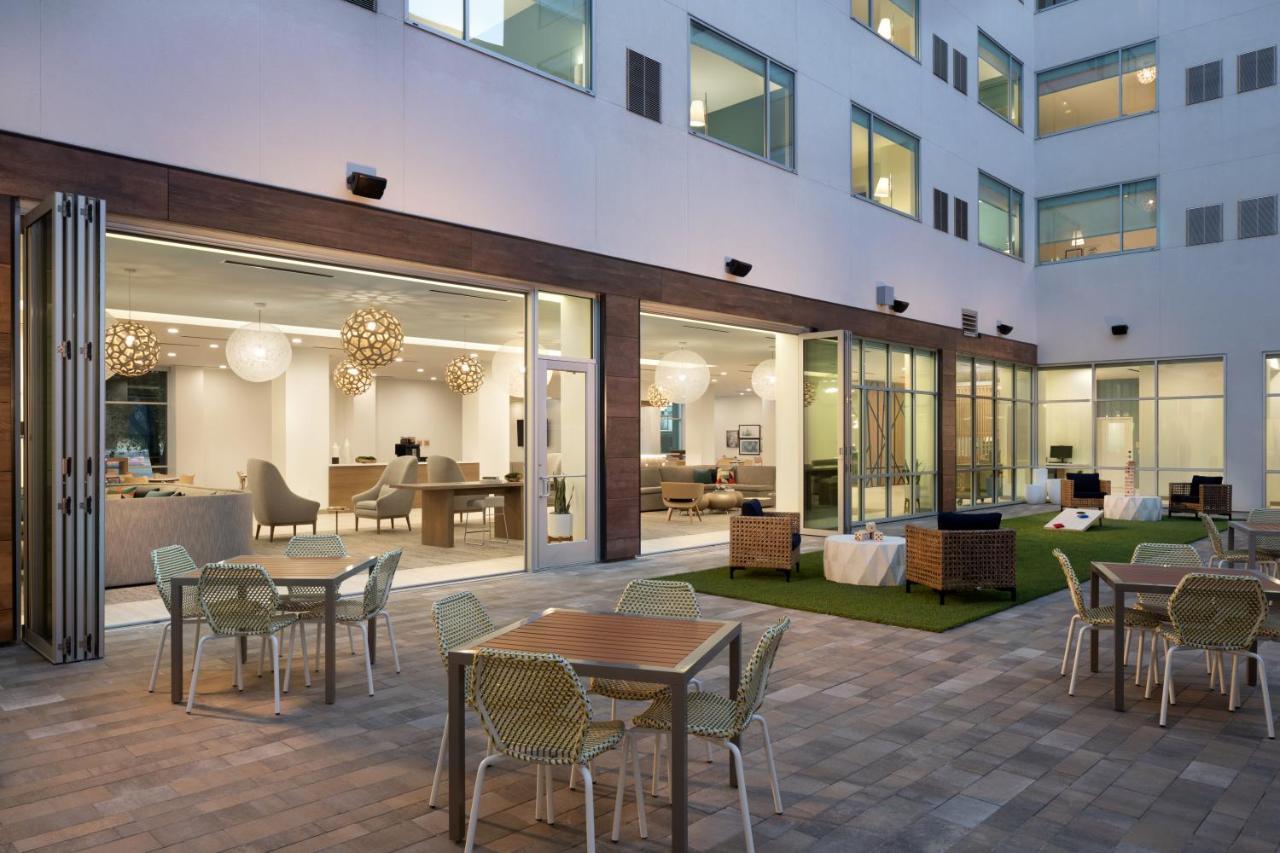 Element Austin At The Domain Hotell Exteriör bild