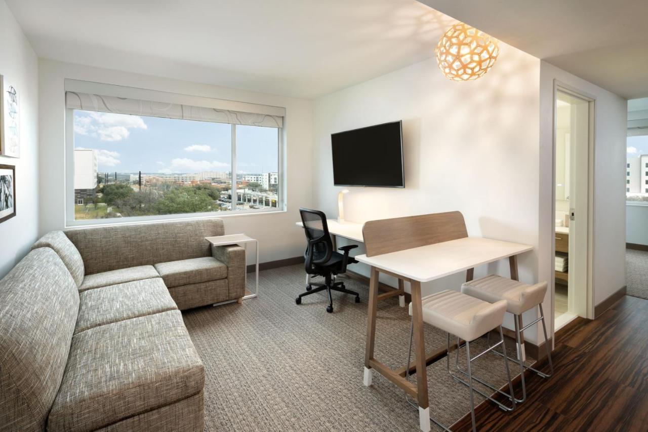 Element Austin At The Domain Hotell Exteriör bild